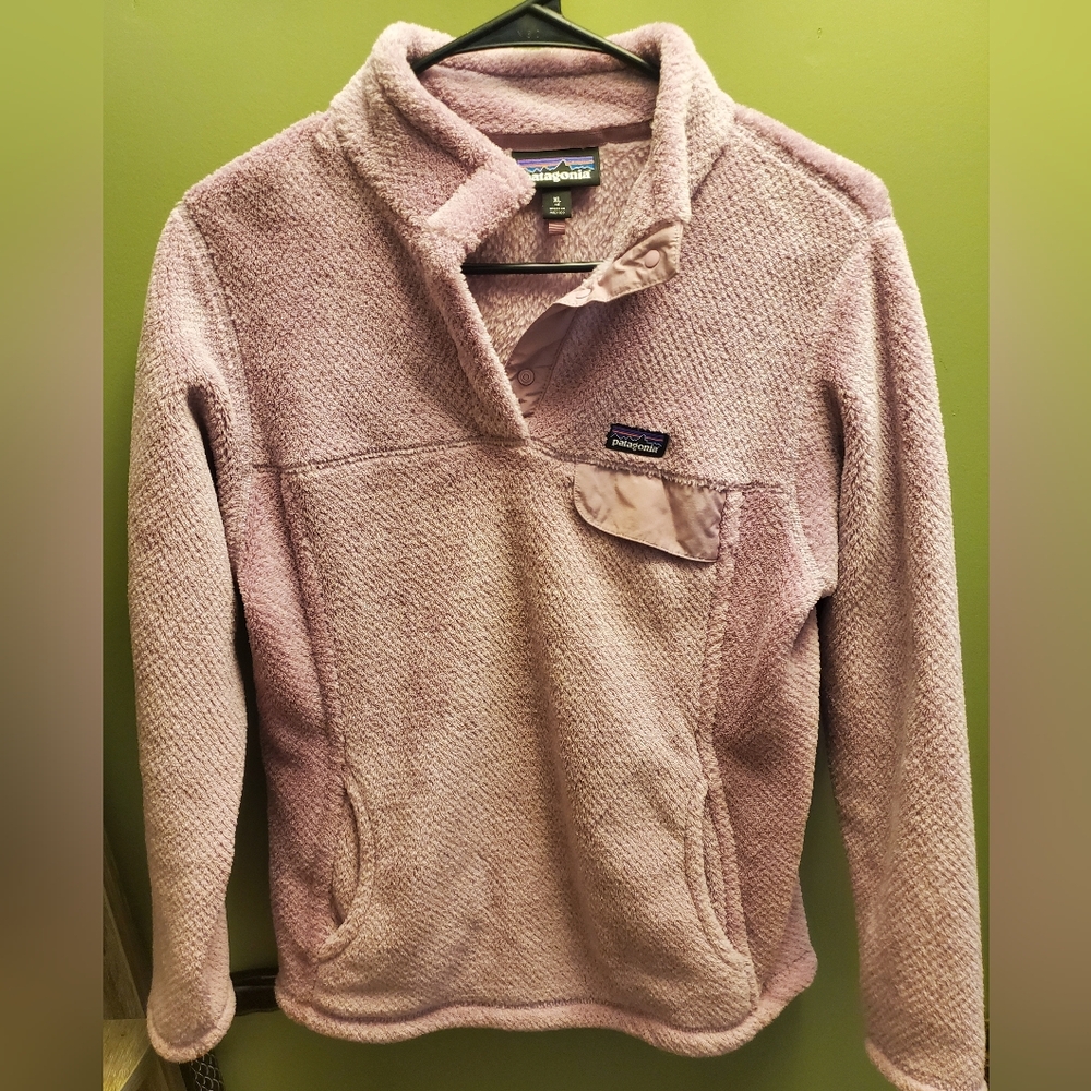 Patagonia Light Pink Pullover